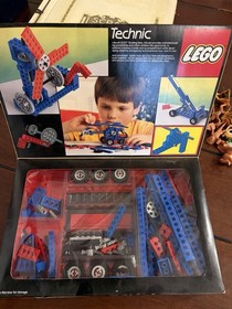 Vintage LEGO 8035 Universal Building Set Technic in Box 1986 READ