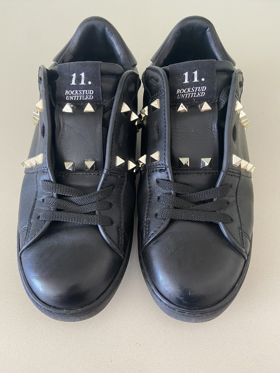 VALENTINO スタッズ付き ブラックスニーカー 11 Valentino Garavani Sneakers Rockstud Untitled 11 Black