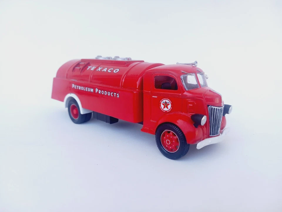 1/50 o scale 3d printed 1941 Ford COE tanker truck handmade custom kitbash - Image 4 of 4