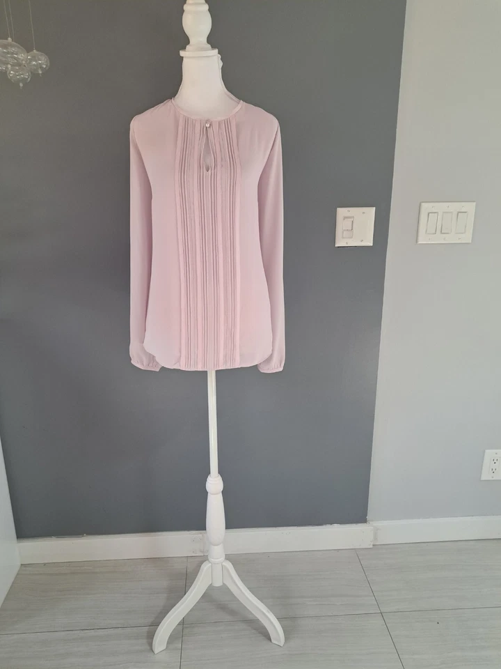 NUEVO CON ETIQUETAS WHBM Talla 14/L Elegante Celeste Plisado Frontal Blusa Top Precio Original $120