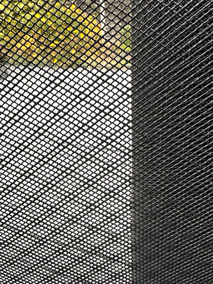 Black cladding mesh Plastic Soffit Vent Mesh semi-rigid mesh insect ...