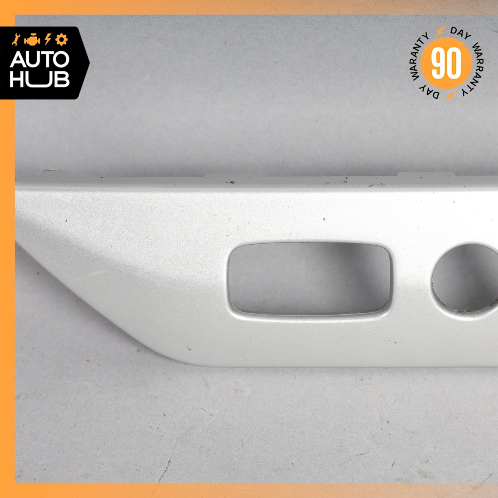 Maserati GranTurismo M145 Center Console Radio Trim Bezel Panel Silver OEM