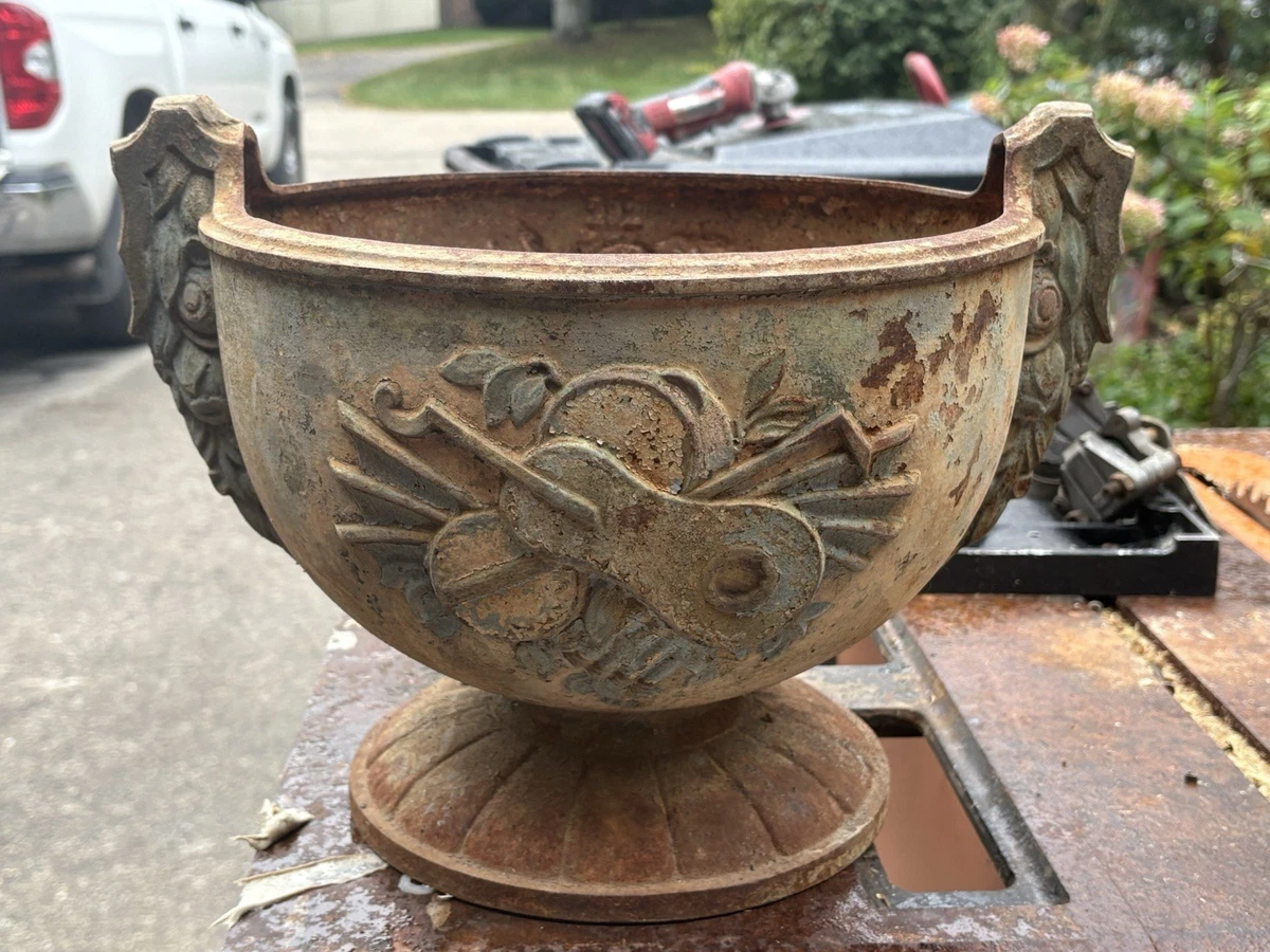 25+ Cast Iron Antique Original Planter Garden Antiques for sale