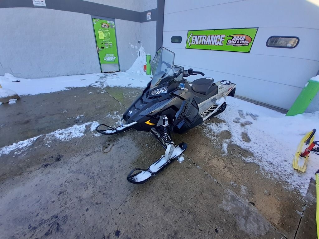 2020 Polaris ® 850 Indy® XC® 137 BLACK