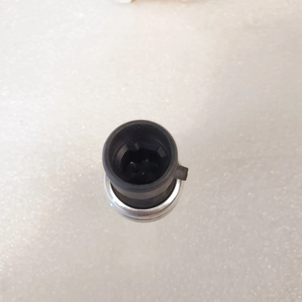 Four Seasons 20951 System Mounted Pressure Transducer - Image 3 of 4