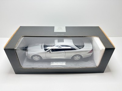 Mercedes CL-Coupé C215 1:18 Autoart Dealer Edition silber B66960000