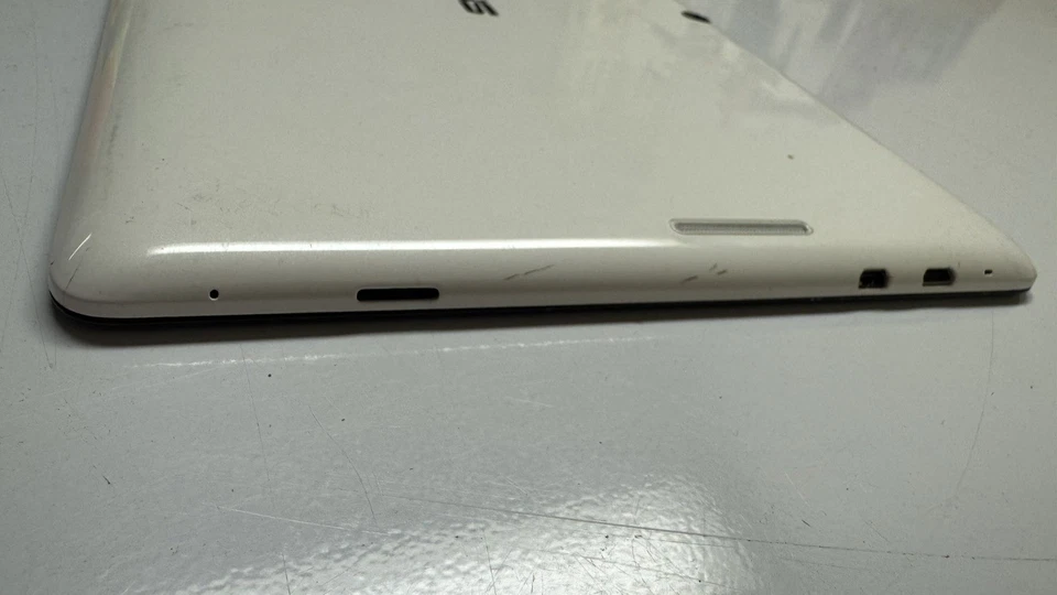 BROKEN ASUS MEMO PAD SMART 10" K001 ANDROID TABLET  - Image 4 of 4