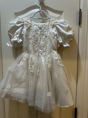 pageant dress formal sz 2-3T? white embroidered formal flower puffy sleeves