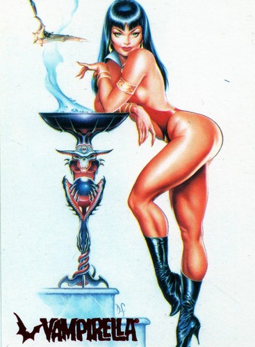 Vampirella 2011 - 2012 - Modern Gallery Plus More Individual Trading Cards - Picture 150 of 196