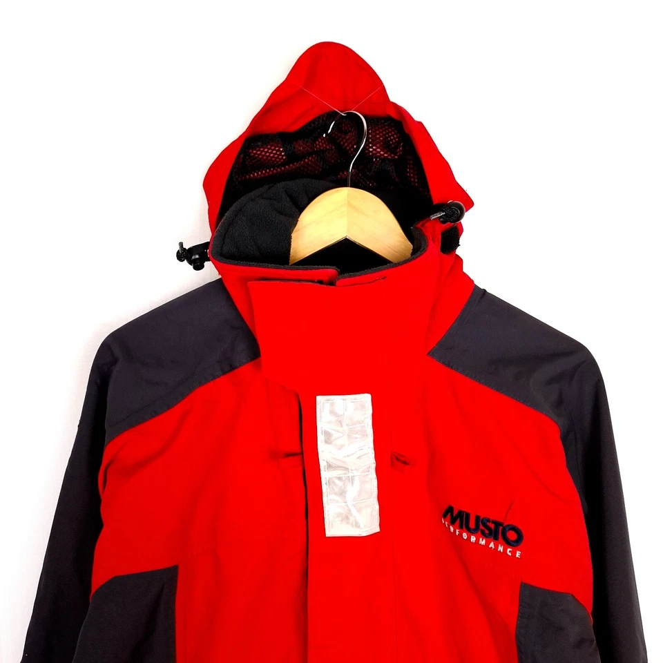 Chaqueta MUSTO para hombre talla S con capucha resistente al agua forrada de ... - Imagen 3 de 4