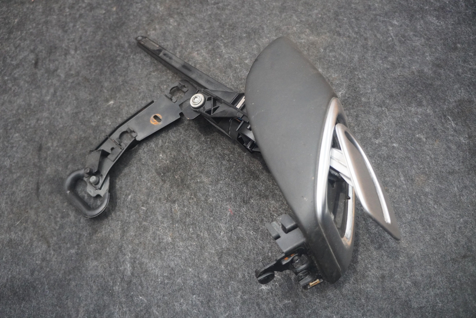 Front Right Passenger Seat Belt Ready Motor 8F0857760 Bentley Continental GTC 16