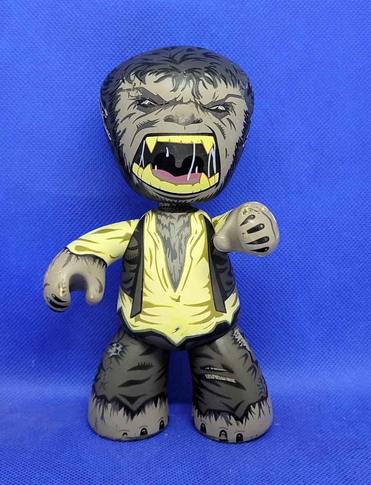 WOLFMAN MEZ-ITZ FIGURE UNIVERSAL MONSTERS WEREWOLF