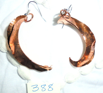 BOHO ART UNIQUE COPPER EARRINGS LEAF SHAPED ARTISAN CRAFTED BY EAW DRESSY #388