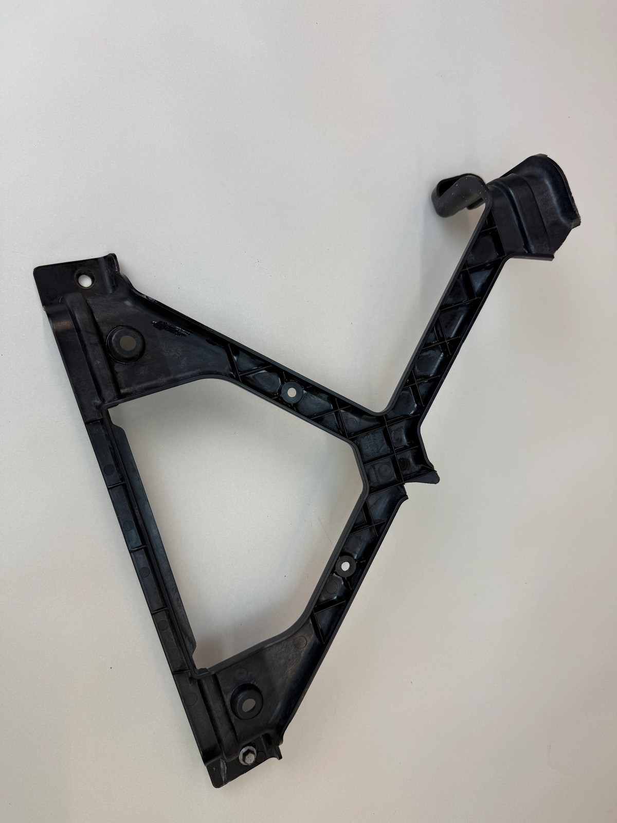 McLaren 570S 2016-2021 Left Radiator support P/N 13A1033CP