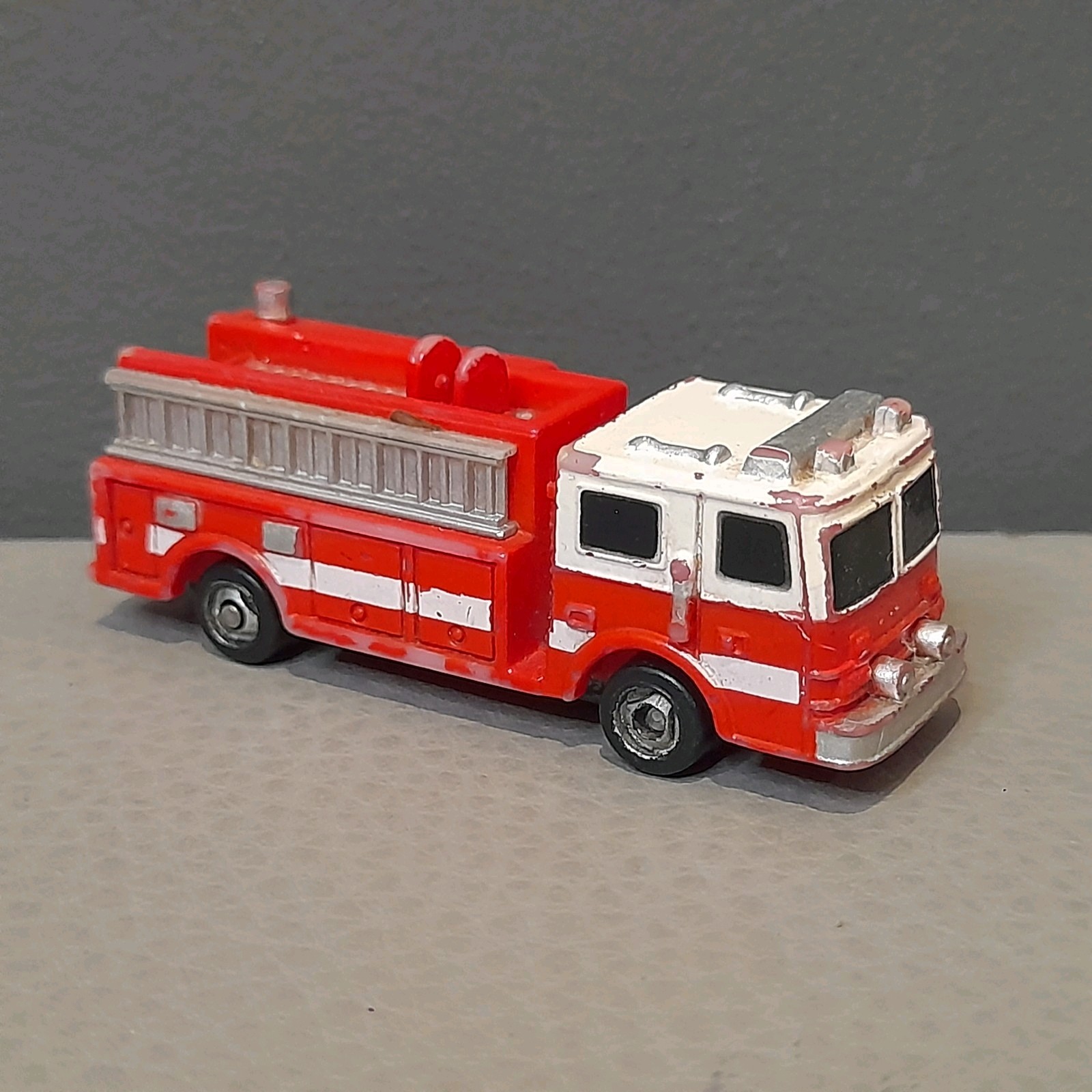 Picture 9 of 24