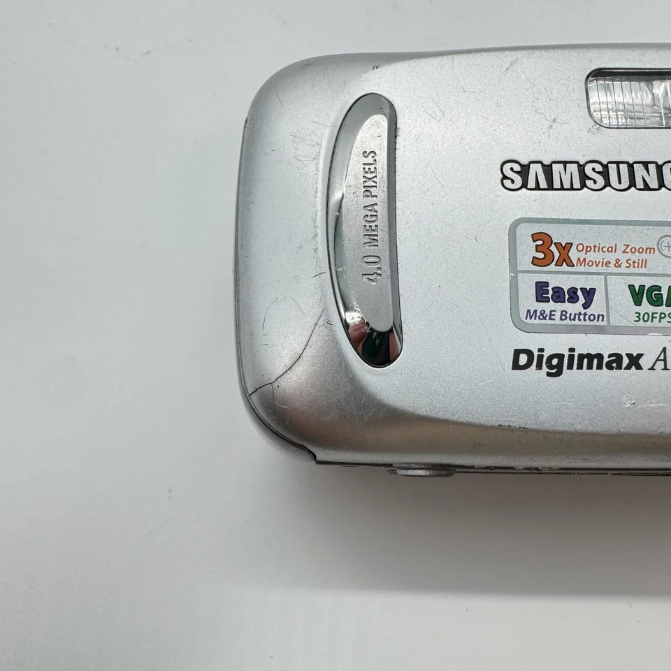 Samsung Digimax A40 Digital Camera 4.0MP Point & Shoot Y2K Tested & Working - Image 2 of 4