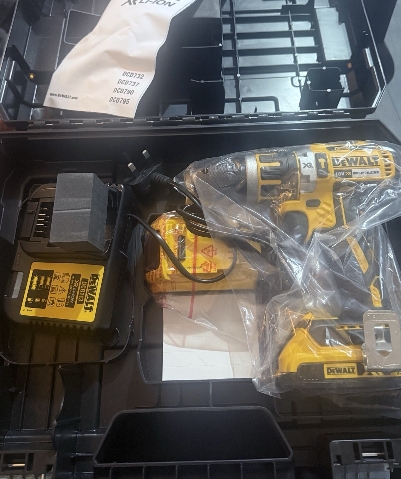 Dewalt DCD795D2 18V Lithium Ion 2.0Ah Cordless Combi Drill