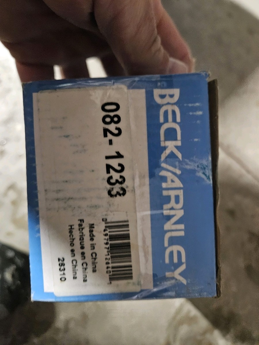 バイイー NEW BECK/ARNLEY 082-1223 Rear Disc Brake Pad Set for 79-85 Mazda