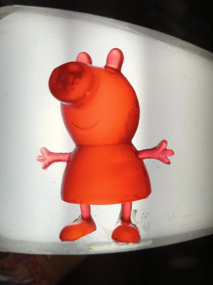 Raro Peppa Pig 2' Figura Rojo Translúcido Suave PVC Figura Bootleg Mexicano Foto 4 de 4