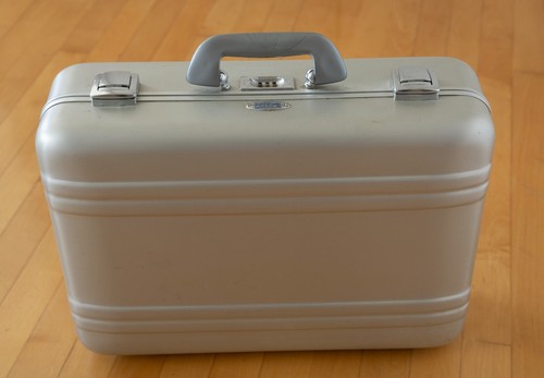 Zero Halliburton Aluminum Camera Case Model 121-102 18x13x6 Inches