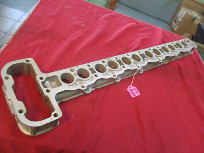 Jaguar XJS 5.3 V12 engine camshaft tappet block EAC4908 British
