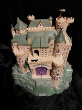 2001 Mattel Harry Potter Hogwarts Castle Deluxe Polly Pocket Play Sets Works