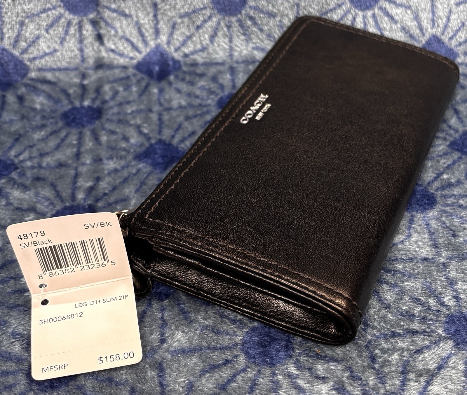 Coach Black Leather Women's Zip Around Wallet & Credit Card Holder NWT thumbnail 2