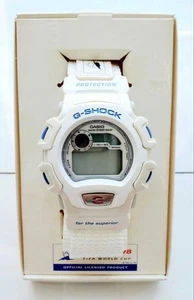 G SHOCK DW 6900 FIFA WORLD CUP 1998 Casio G SHOCK G Choc blanc