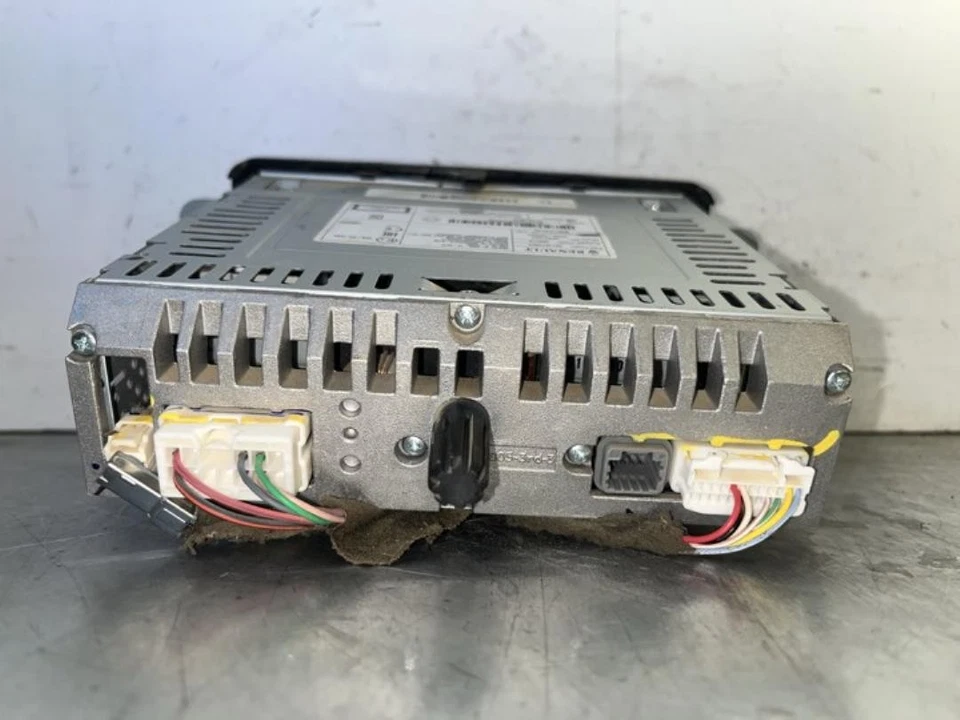 281157265R Sistema Audio/Radio Cd para DACIA DOKKER Ambiance 113508 - Imagen 2 de 3