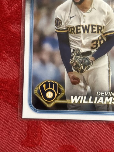 2024 Topps #135 Devin Williams - Picture 4 of 7
