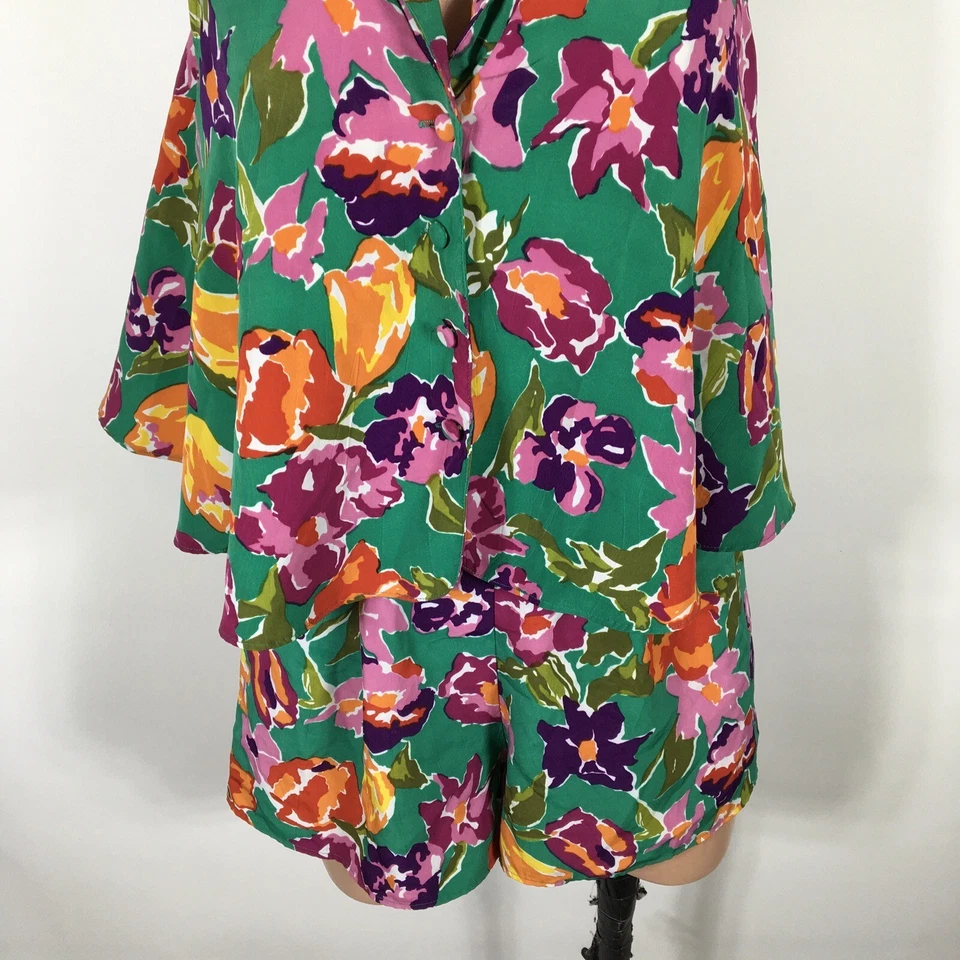 Vintage Victoria’s Secret Set 2pc Gold Label Camisole Top Crop & Shorts Sz S - Image 4 of 4