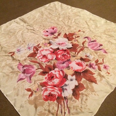 VINTAGE SEIDENTUCH, FLORAL WEICHE SEIDE Designer?Pferdekutsche Logo Céline?