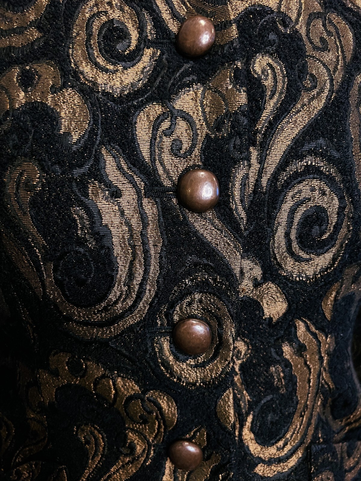 Giacca Saint Laurent oro e nero con bei bottoni!