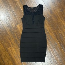 Enfocus Studio Cute Little Black Dress Size 6 Women's Lace Knee Length Cocktail