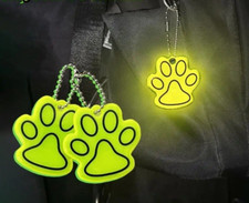 ONE Fluorescent Yellow Reflective Cat / Dog Paw Print Keychain Keyring  ( 1F ) *