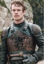 ALFIE ALLEN signed Autogramm 20x30cm GAME OF THRONES in Person autograph COA