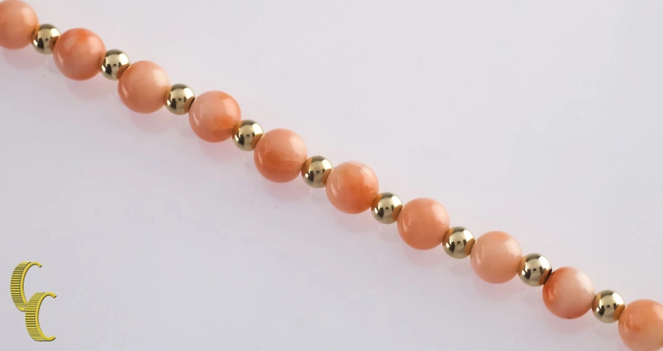 Brazalete de cuentas de oro amarillo de 14k y cuentas redondas de coral con cierre de langosta de 6,75" de largo Foto 3 de 4