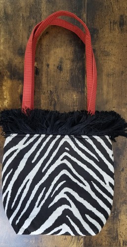 NEW WITH TAGS Bagolitas by Janice Cloth Purse Fringe Black, White, Zebra Stripe - Picture 2 of 9