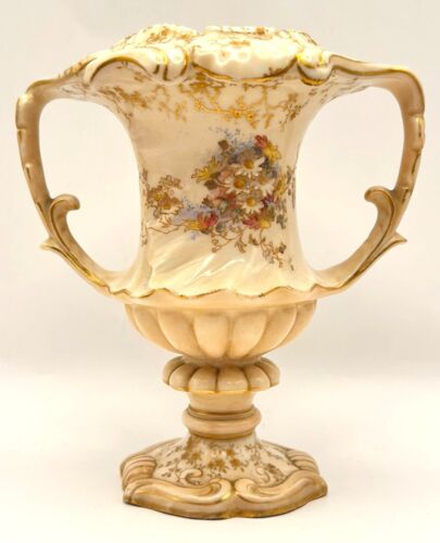 Pair of Doulton Burslem Blush Ivory Hand Painted Vases, late 19 century, 14.5 cm - Picture 5 of 12