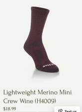 Hiawassee Wool Socks Wine Color Medium Mini Crew NWT Moisture Lock  Light Weight