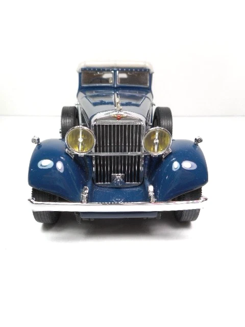 DANBURY MINT 1934 HISPANO-SUIZA J12  1:24 - image 3 of 4