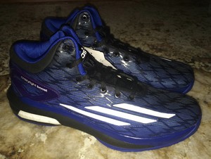 light blue and white basketball shoes