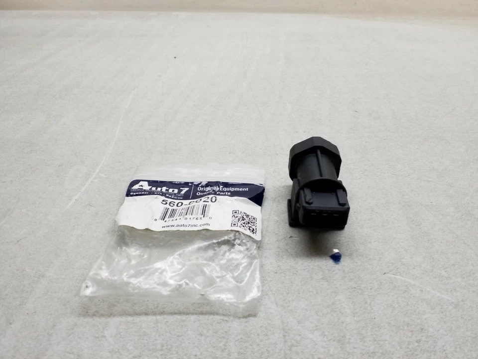 560-0020 Auto 7 Speedometer Impulse Sender-Std Trans Free Shipping  - Image 3 of 4