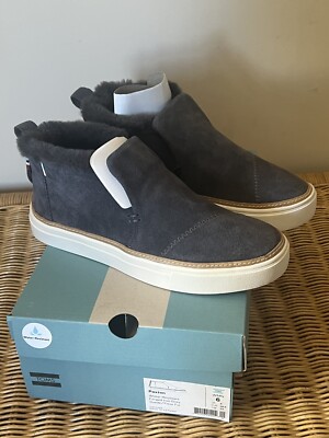 NIB Toms Paxton Cozy Ankle Sneaker Women's Size Gray Fur