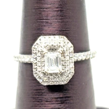 Women's Zales brand Emerald Solitaire 3/4 Ct Genuine Diamond 14k white gold Ring