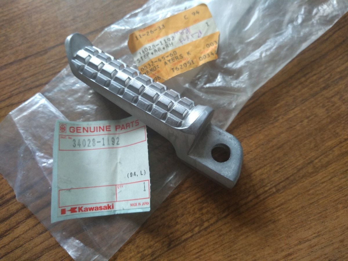 KAWASAKI OEM NEW 34028-1429 34028-1192 Ninja,Zepher footstep peg