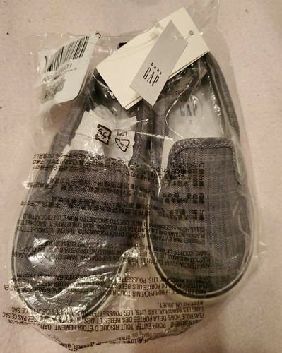 Gap Kids Toddler Boy Slip On Loafer Sneaker Gray White Size 7- NEW WithTags - Picture 2 of 6