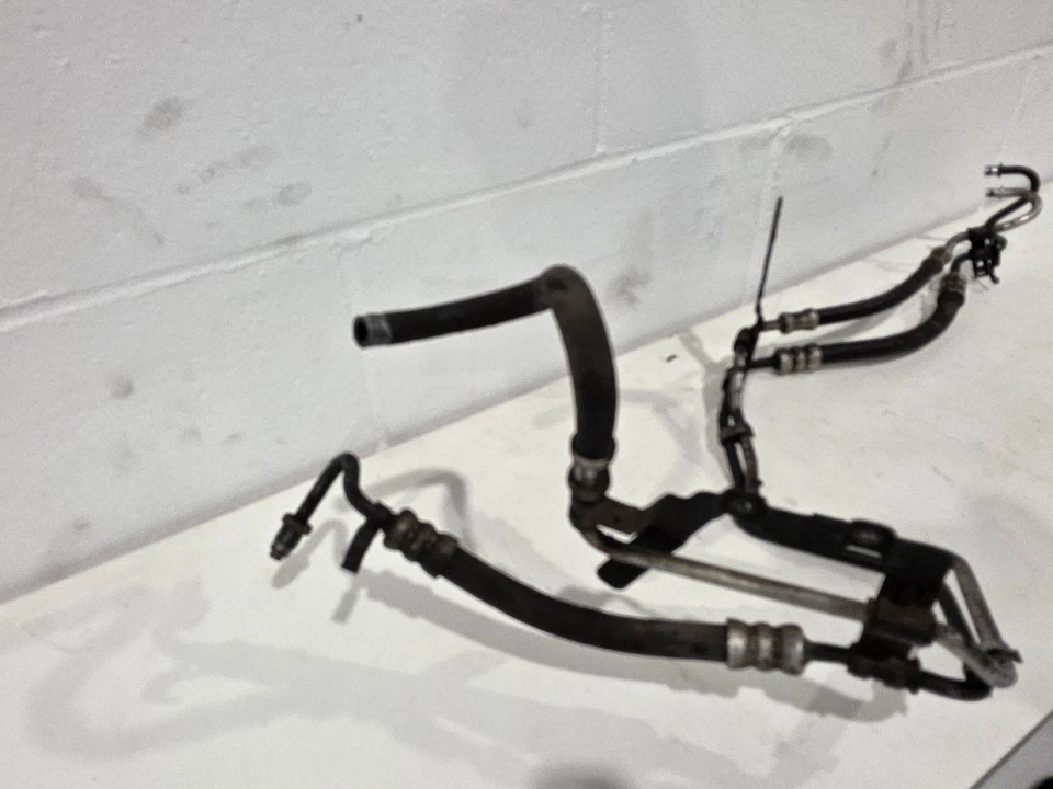 Ford Focus ST 225 MK2 Power Steering Pipes Lines Pair Genuine 05-11 - Image 4 of 4