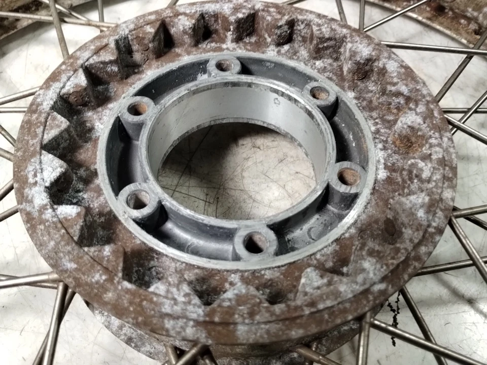 1976 Moto Guzzi Convert V1000 aro da roda dianteira reto (sem pneu) 18" BORRANI - Imagem 2 de 4