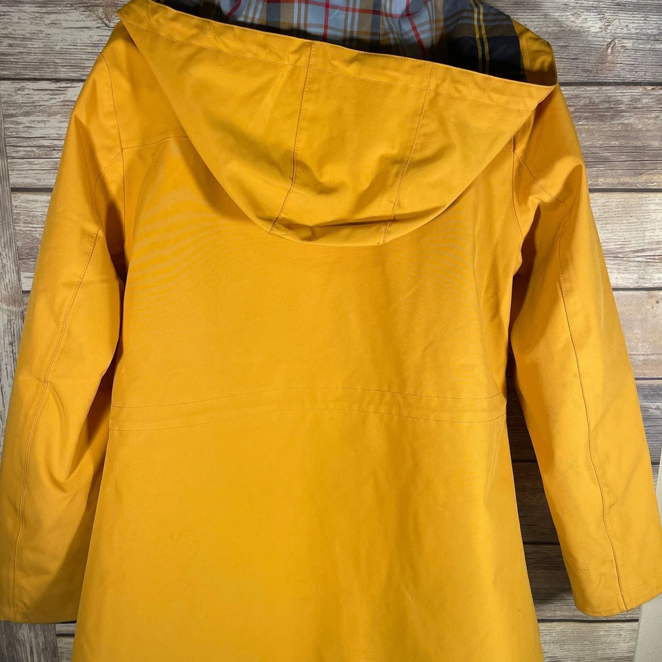 Pendleton Women's Yellow Waterproof Rain Jacket - Image 2 of 4